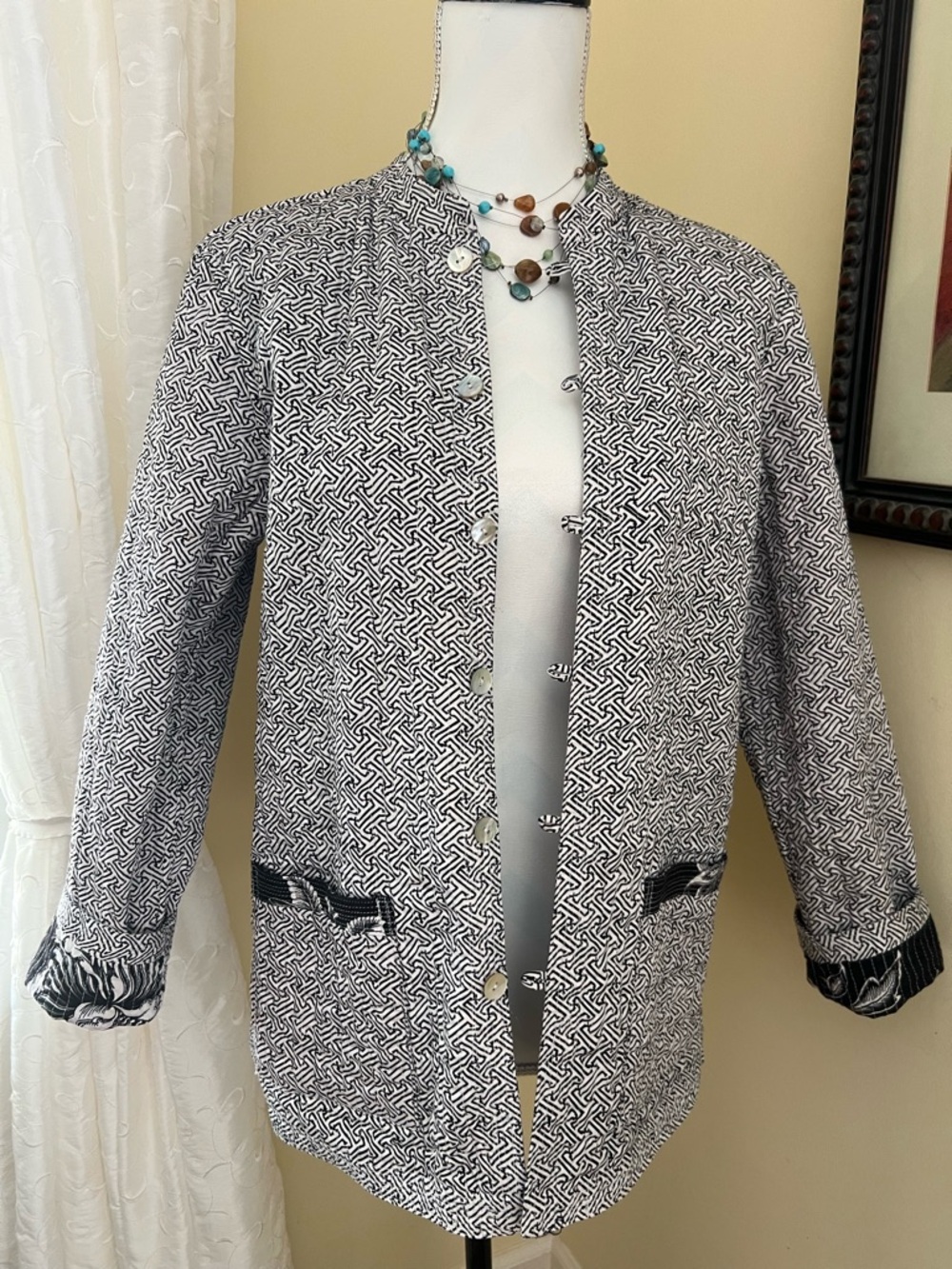 J. McLaughlin Black & White Floral Quilted Jacket